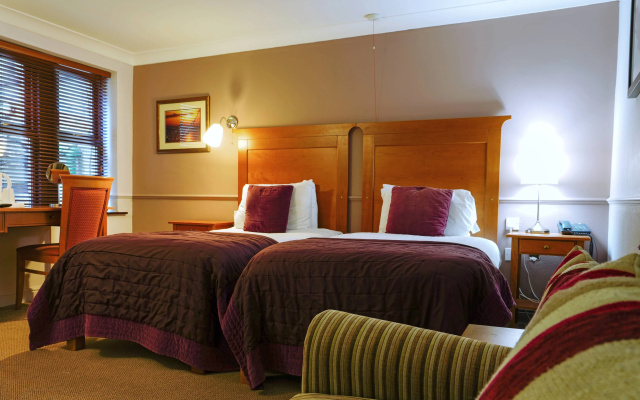 Gomersal Park Hotel