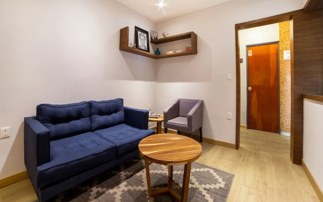 Hotel Monarca