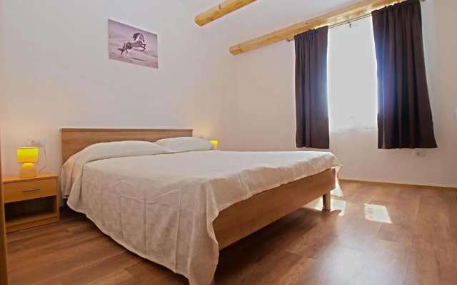 House Andrej 1372