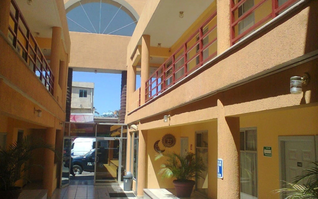 Hotel Versalles Inn