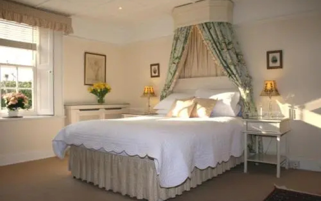 Ocklynge Manor