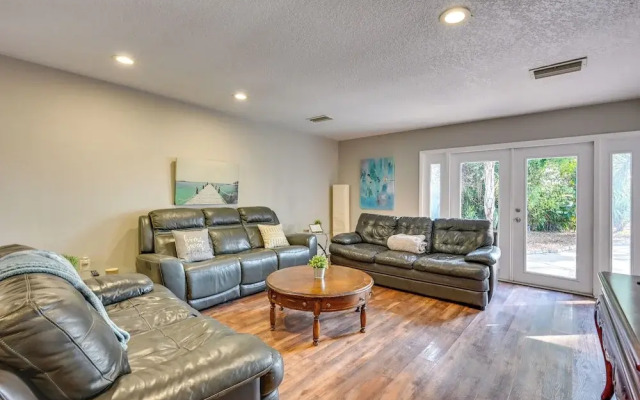 Dock & Beautiful Views! Spacious Bellows Lake Gem