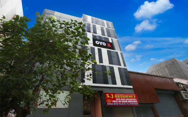 Super Hotel O S J Residency