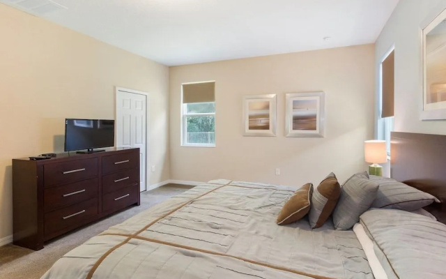 Crystal Cove 4712