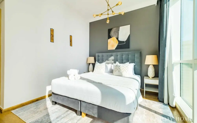 LUX The JBR Beach Sea View Suite