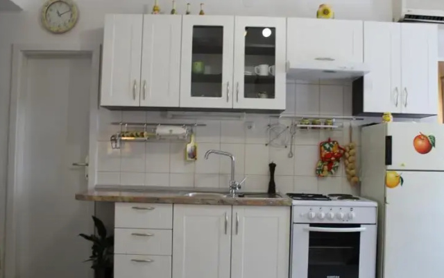 Apartment Devivi Adris