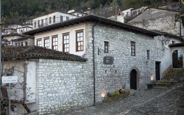 Villa 4 Bed & Breakfast