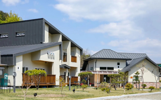 Samcheok Yonghwa Silkroad Pension
