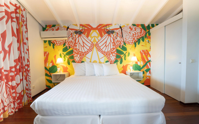 Papagayo Beach Resort