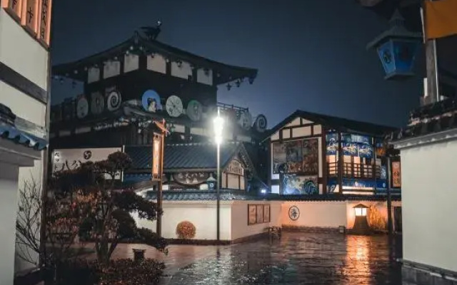 Hengdian World Studios · Sakura Pavilion