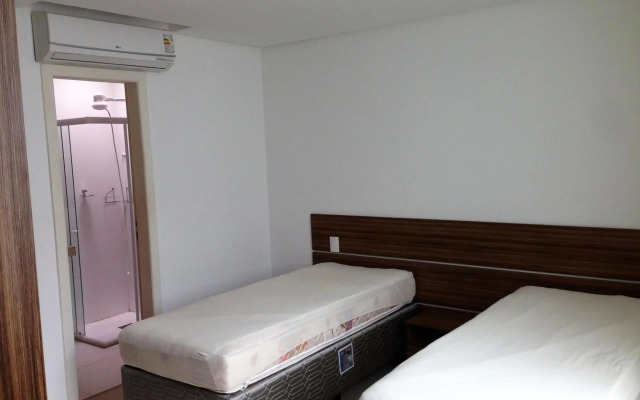 Cobertura Duplex em Condomínio de Alto Luxo - 402