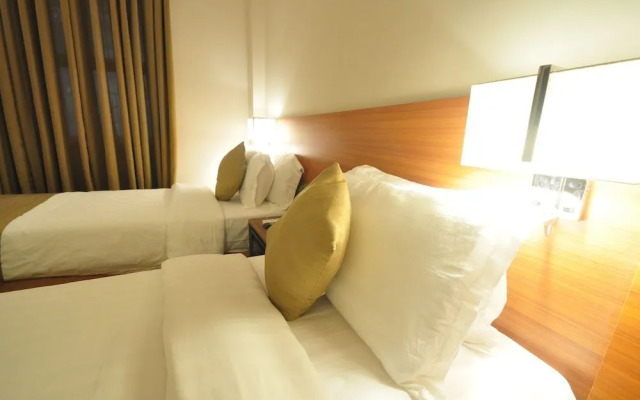 Baypark Inn