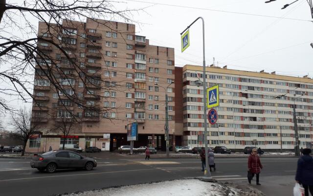 Гостиница Гостевой Дом на Ветеранов в Санкт-Петербурге отзывы, цены и фото номеров - забронировать гостиницу Гостевой Дом на Ветеранов онлайн Санкт-Петербург вид на фасад