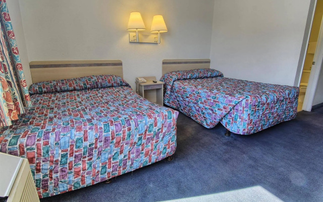 Motel 6 Fort Wayne, IN