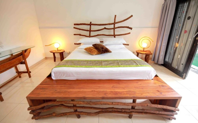 Nomad's Villa