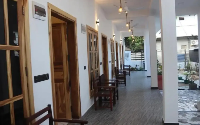 Elite Bay Arugambay