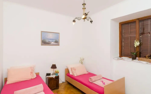 Authentic Villa With Private Pool,hot Tub,covered Terraces,panoramic View, Wi-fi