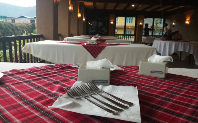 Temple Tree Resort & Spa