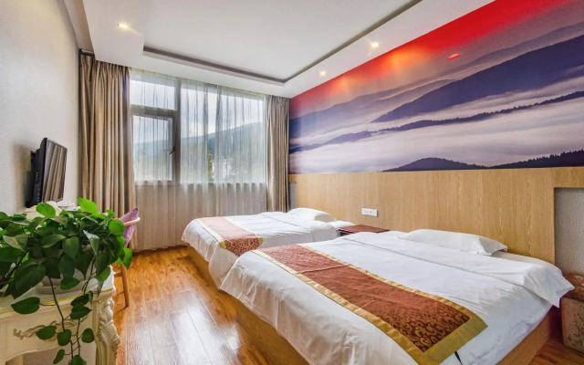 Qionghai Holiday Hotel