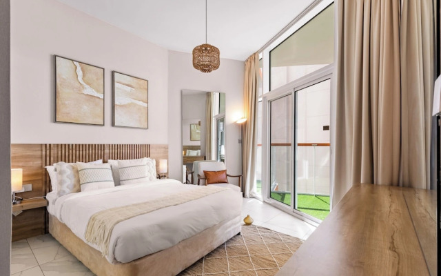 2BR Ultra Lux Canalfront Burj view