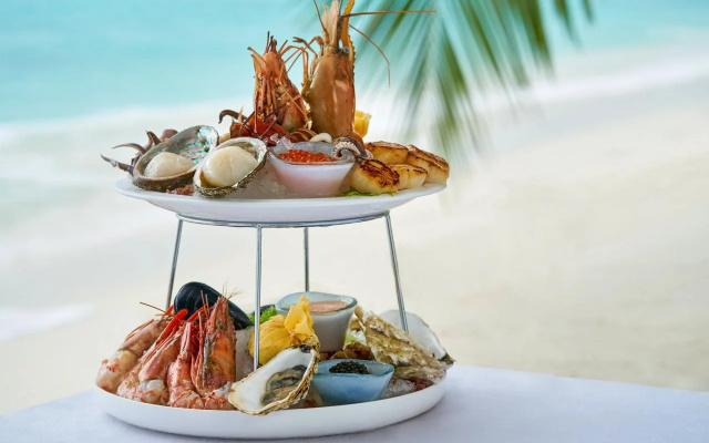The Halcyon Private Isles Maldives, Autograph Collection