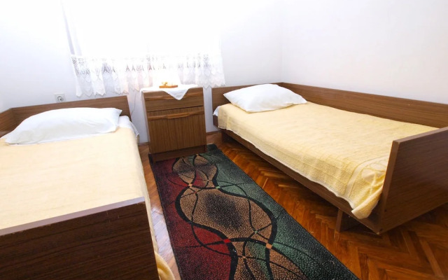 Apartment 1070