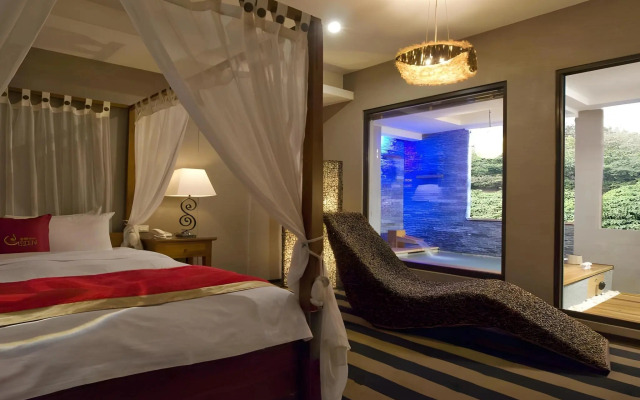 Golden Hotspring Hotel