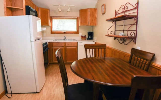Sunnyside Knoll: 16