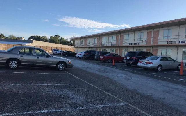 Tyler Inn Suites