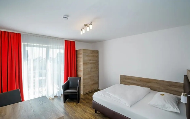 Come In Hotel