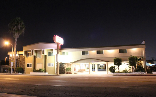 hotelImage