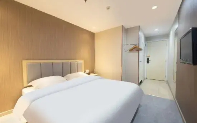 Haixiang Hotel (Guangzhou Baiyun Railway Station)
