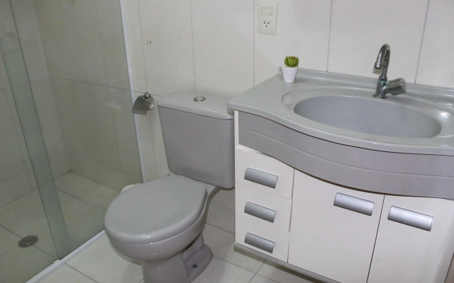 A011   Apto Com Churrasqueira E 2 Vagas De Garagem