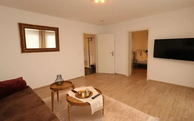 City Apartment With Waterbed