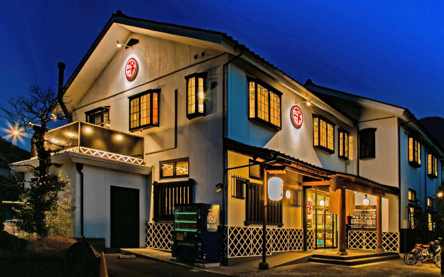 hotelImage