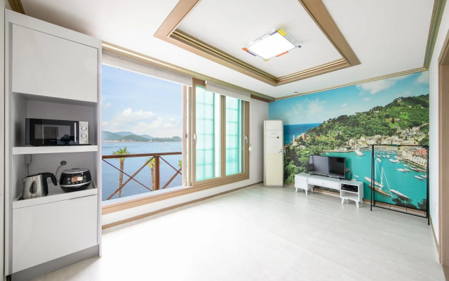 Yeosu Talk Talk World Pension