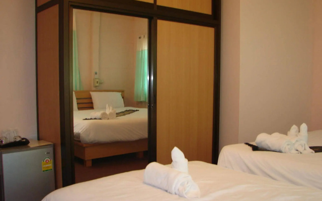Baanrapeepong Boutique Hotel