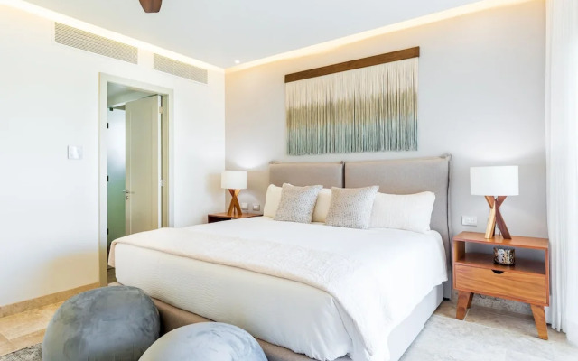Mareazul Beach Front Condos At playa del Carmen