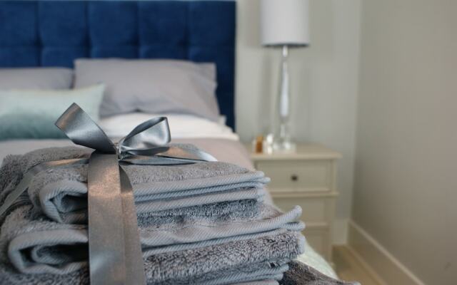 Апартаменты St Anns Square Apartments комната для гостей