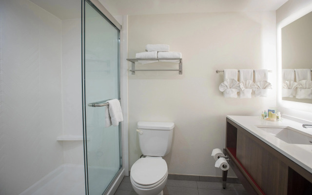 Holiday Inn Pensacola - University Area by IHG