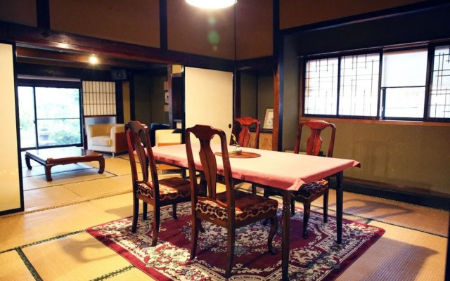 Hakuba Youluri