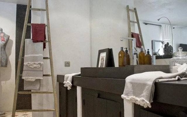 catalogImage