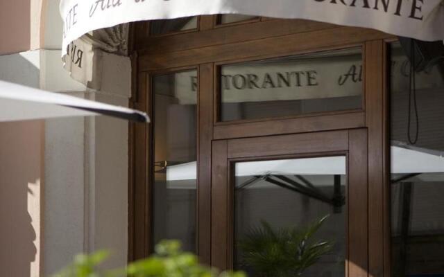 Hotel Ala D’Oro Милан вид на фасад