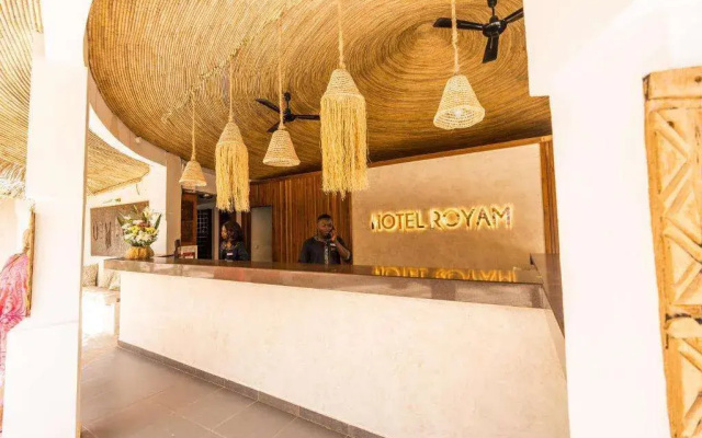 Royam Hotel
