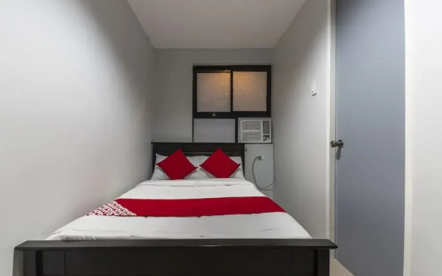 OYO 476 Hedda Hotel