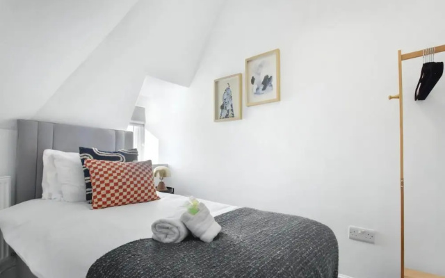 Cardiff City Base Modern 2-bed Apartment