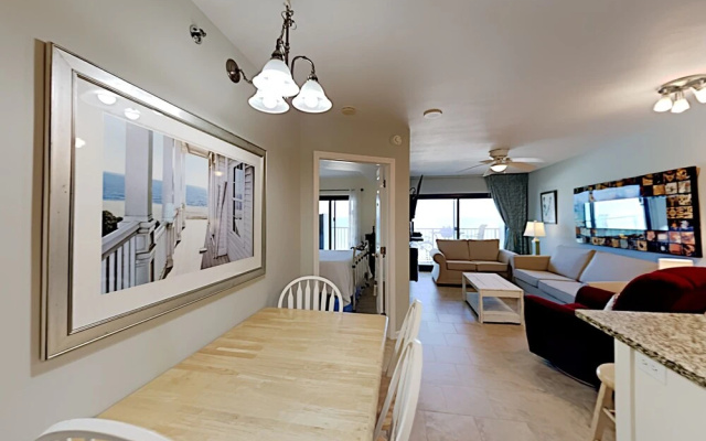 Sundunes Condominium