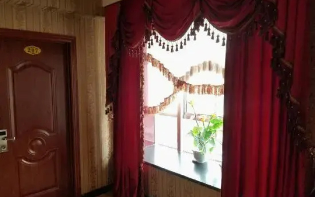 Korla Zhongtai Business Hotel