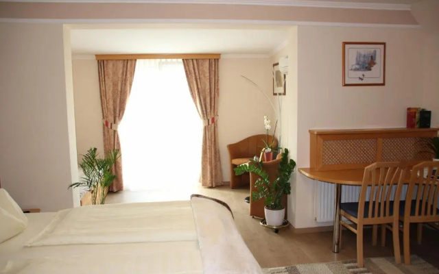 Hotel Lang