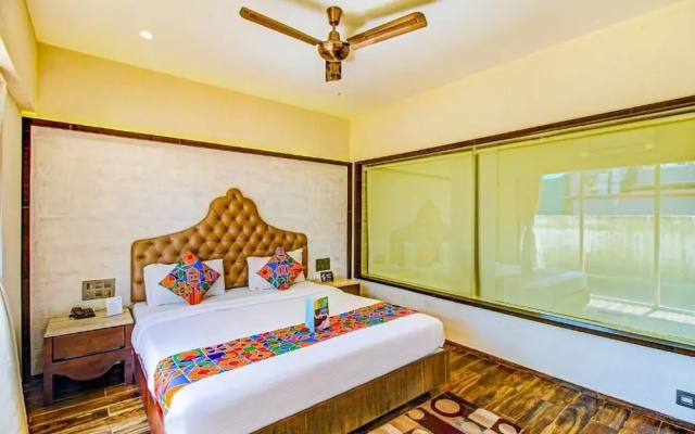Supreme Grande By Hotel Sai Village